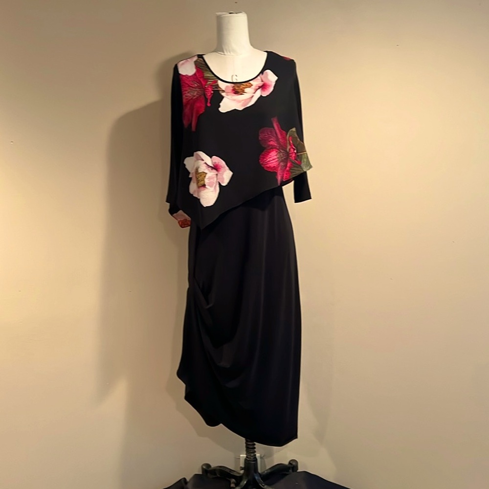 Artful Asymmetric Popper Topper Makes Black Garments Come to Life